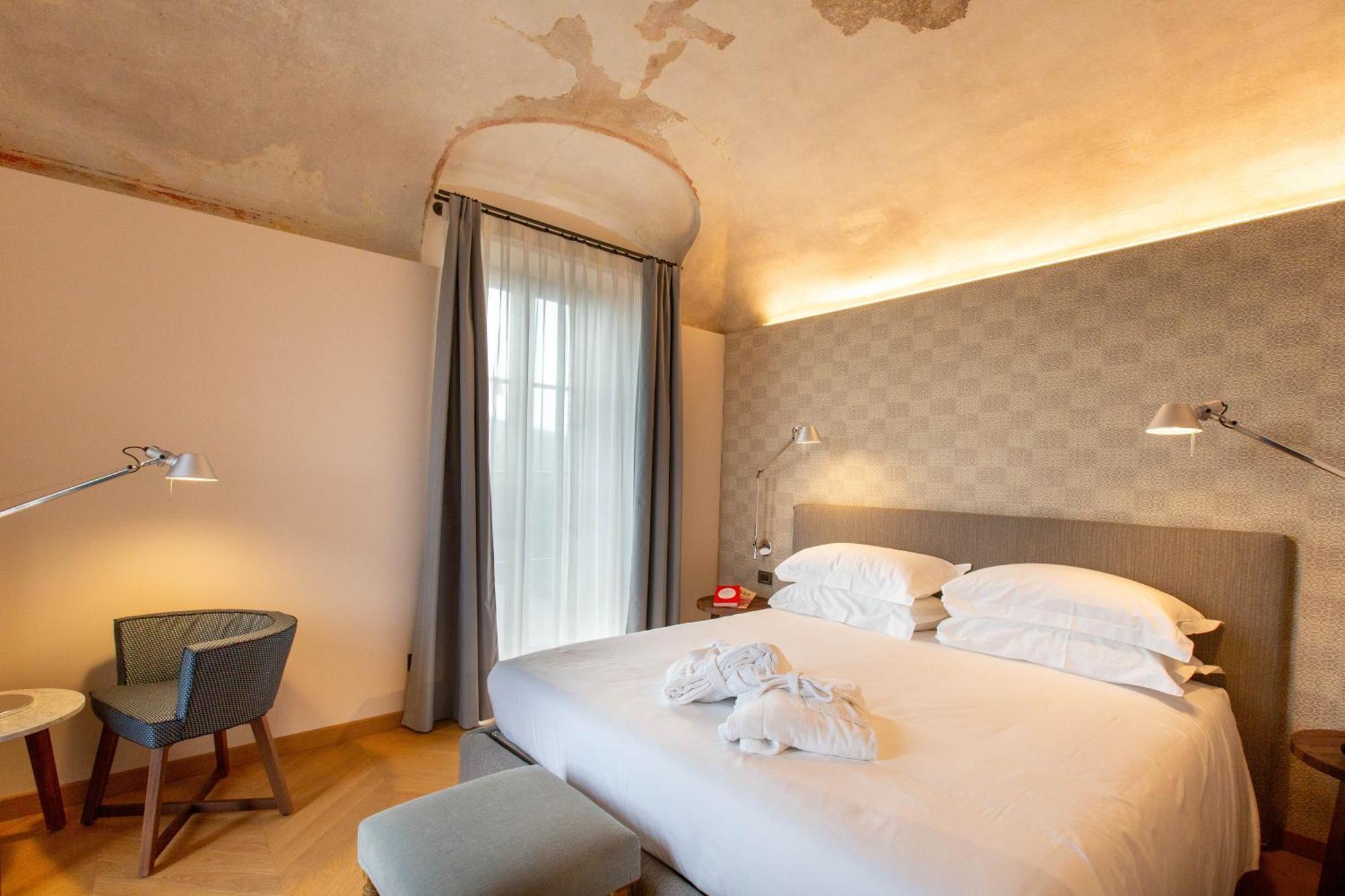 Villaggio Narrante - Cascina Galarej Серралунга-д'Альба Экстерьер фото